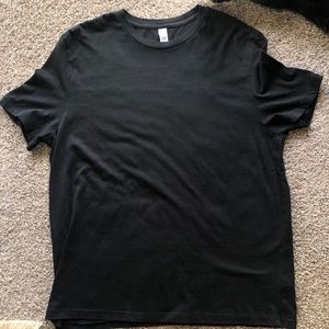 Black Tee